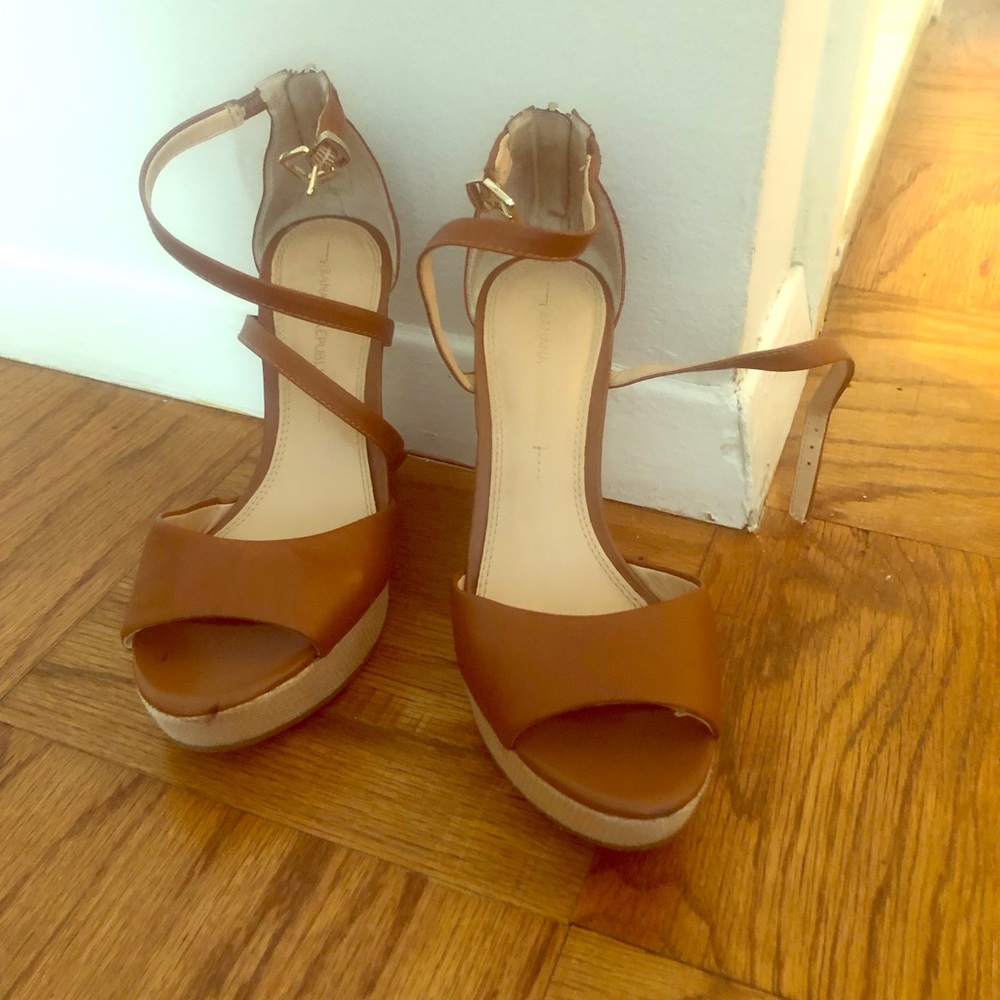 Banana Republic Platform Sandals